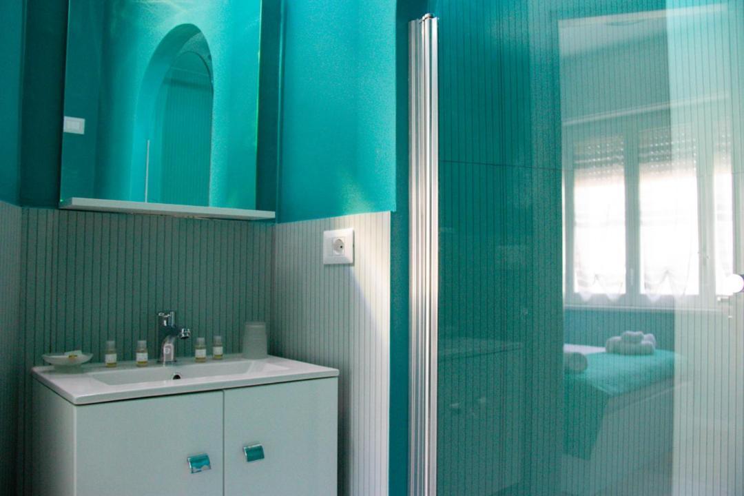 B&B Libra Rooms & Suite Salerno Exteriör bild