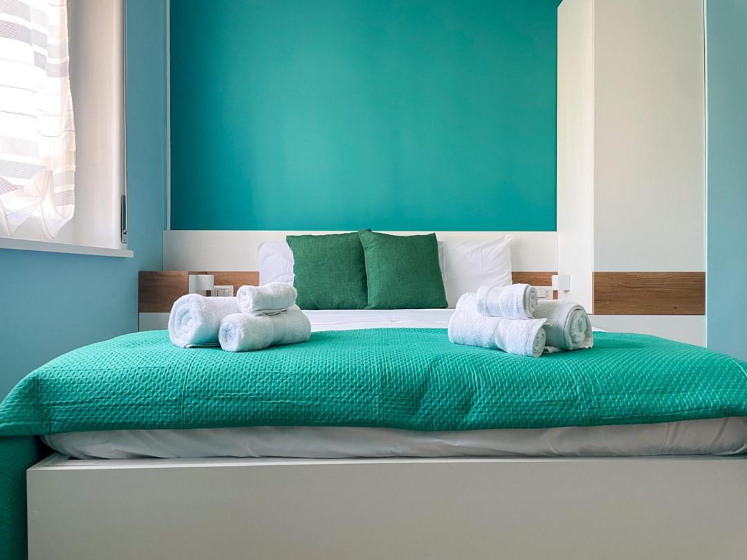 B&B Libra Rooms & Suite Salerno Exteriör bild